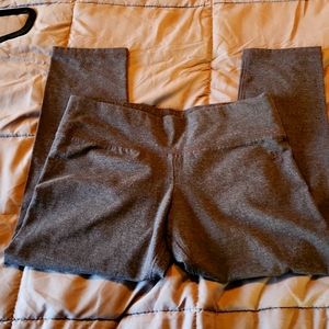 NY&Co dark gray crop leggings,  size medium, never worn.